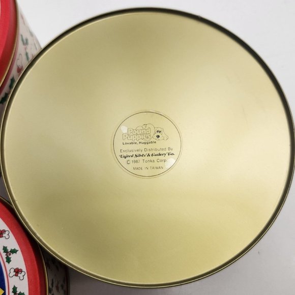 Vintage 1987 Cookie Christmas Storage Tins Pound Puppies Nesting Set Of 3 - Picture 6 of 6